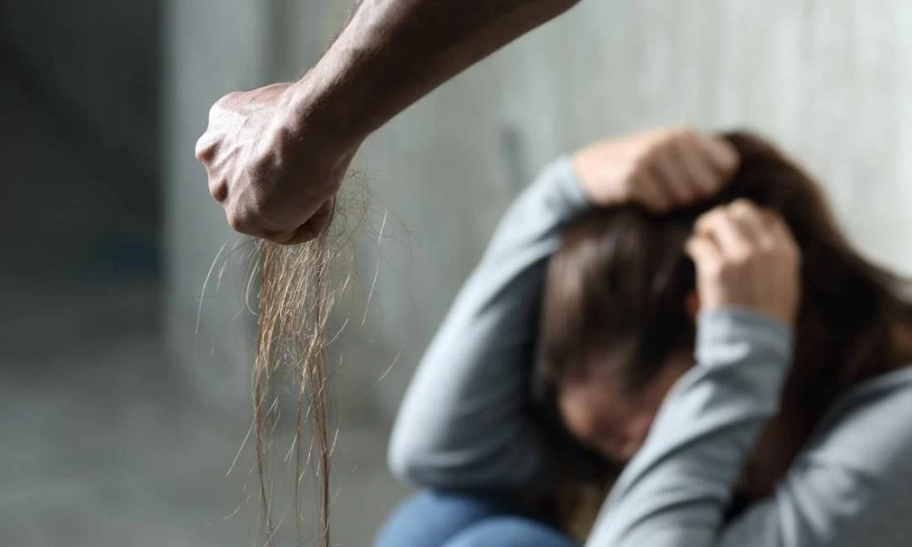Μετανάστης ανάγκαζε την 8χρονη κόρη του σε στοματικό έρωτα!